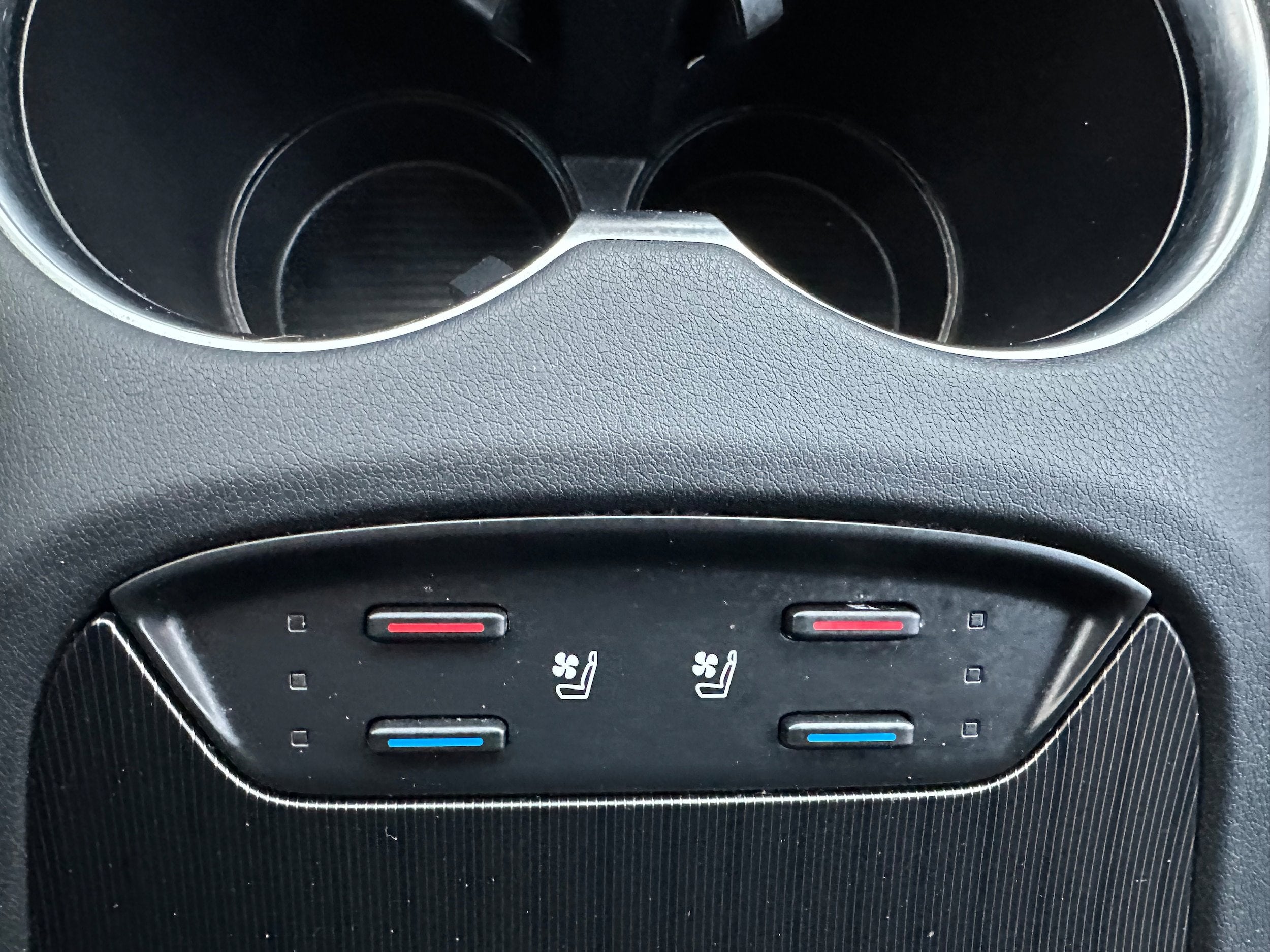 2023 Toyota Venza Base