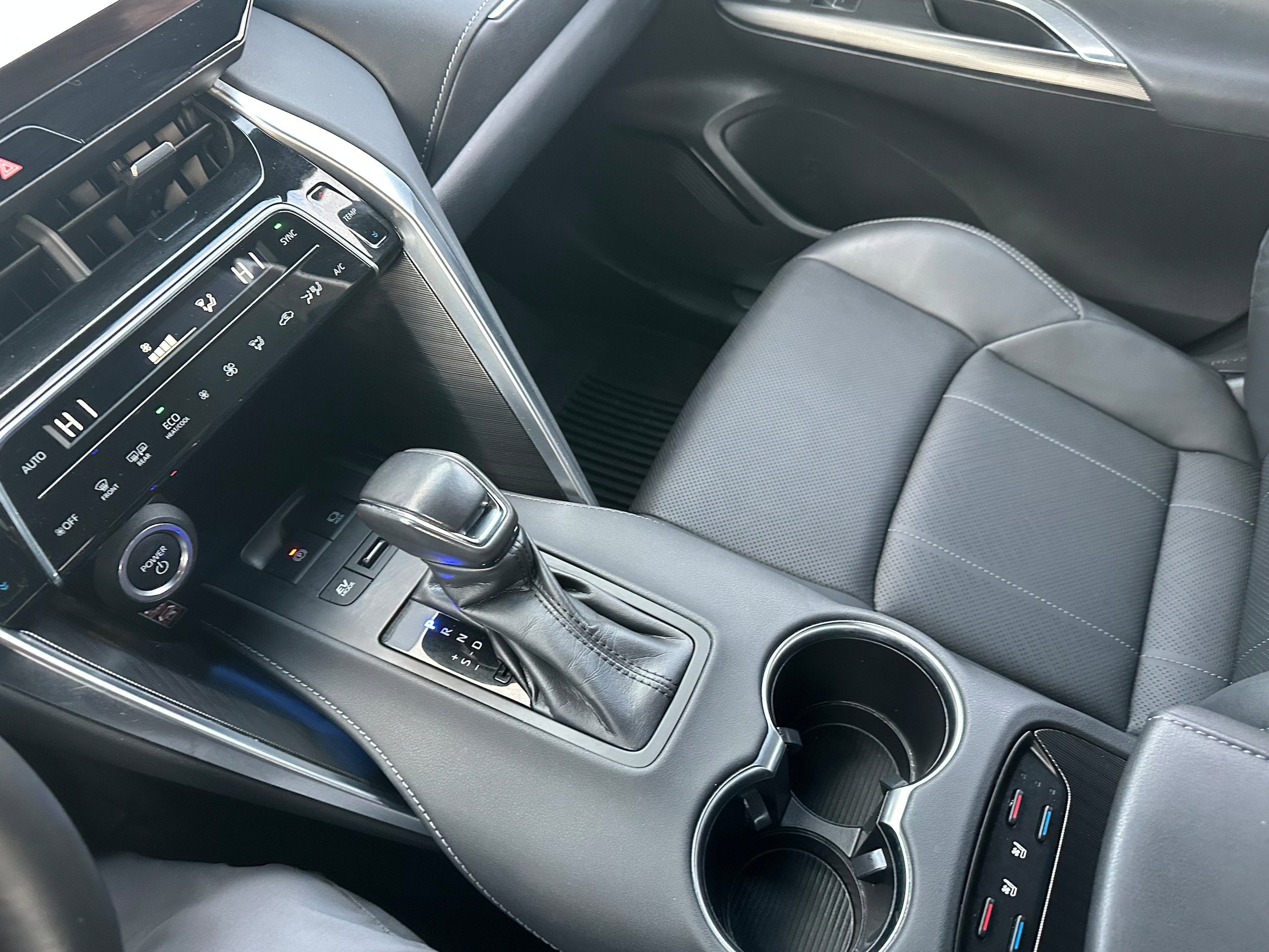 2023 Toyota Venza Base