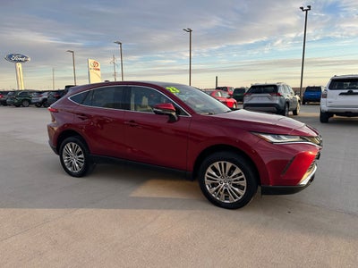 2023 Toyota Venza Base