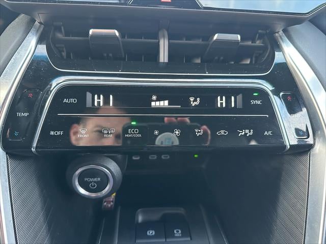 2023 Toyota Venza Base