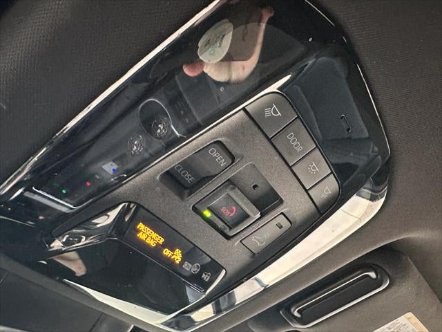 2023 Toyota Venza Base