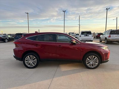 2023 Toyota Venza Base