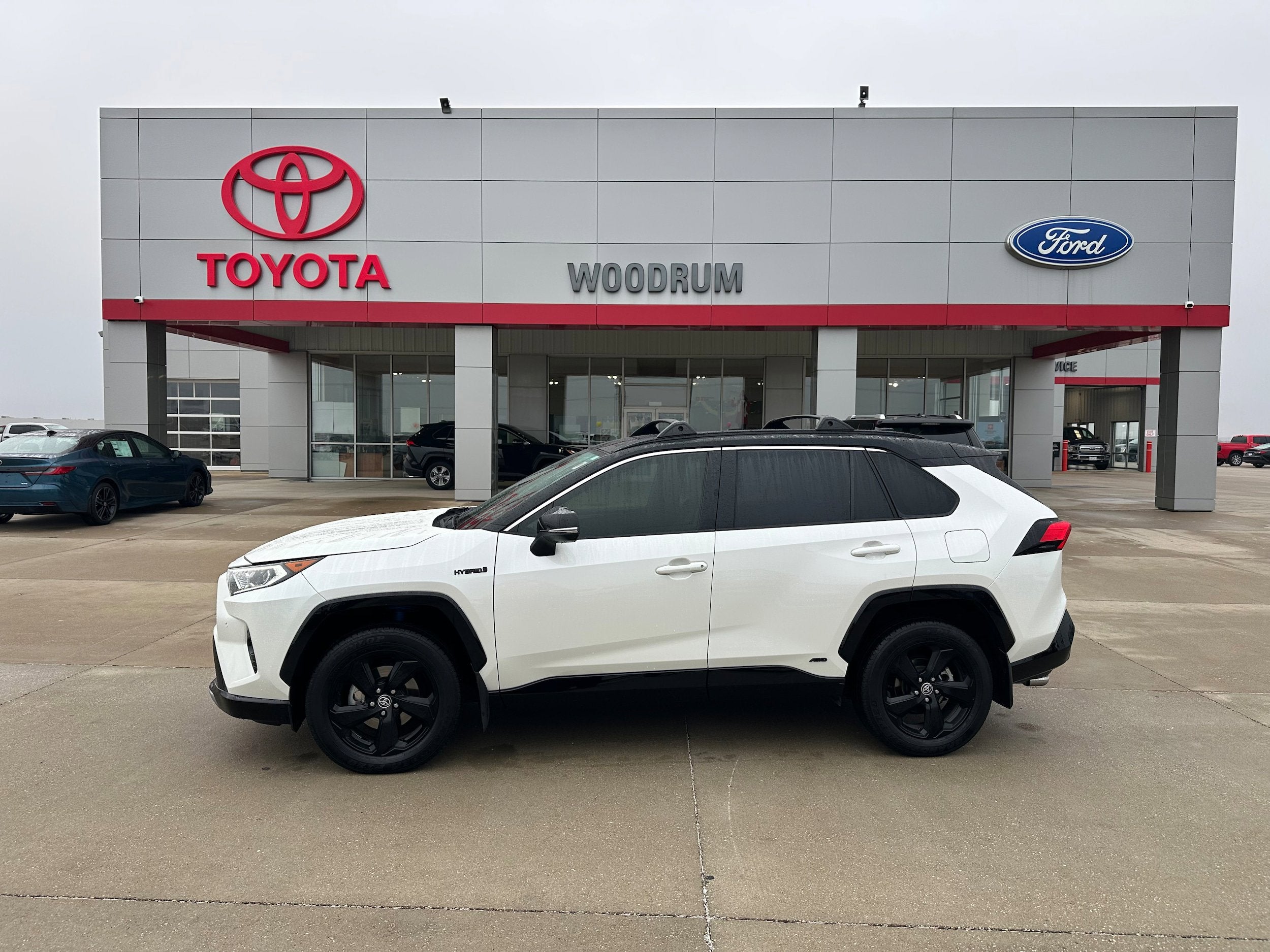 2020 Toyota RAV4 Hybrid XSE