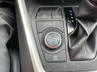 2020 Toyota RAV4 Hybrid XSE