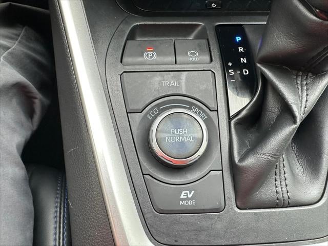 2020 Toyota RAV4 Hybrid XSE