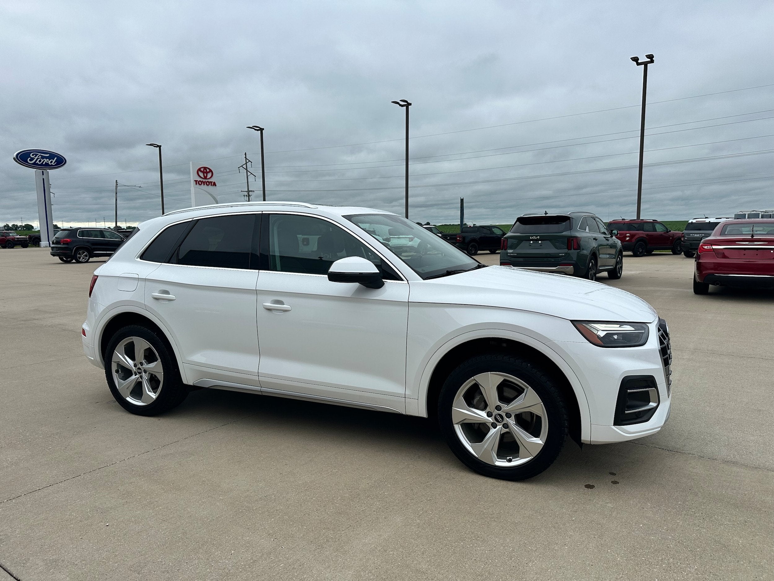 2021 Audi Q5 Premium Plus