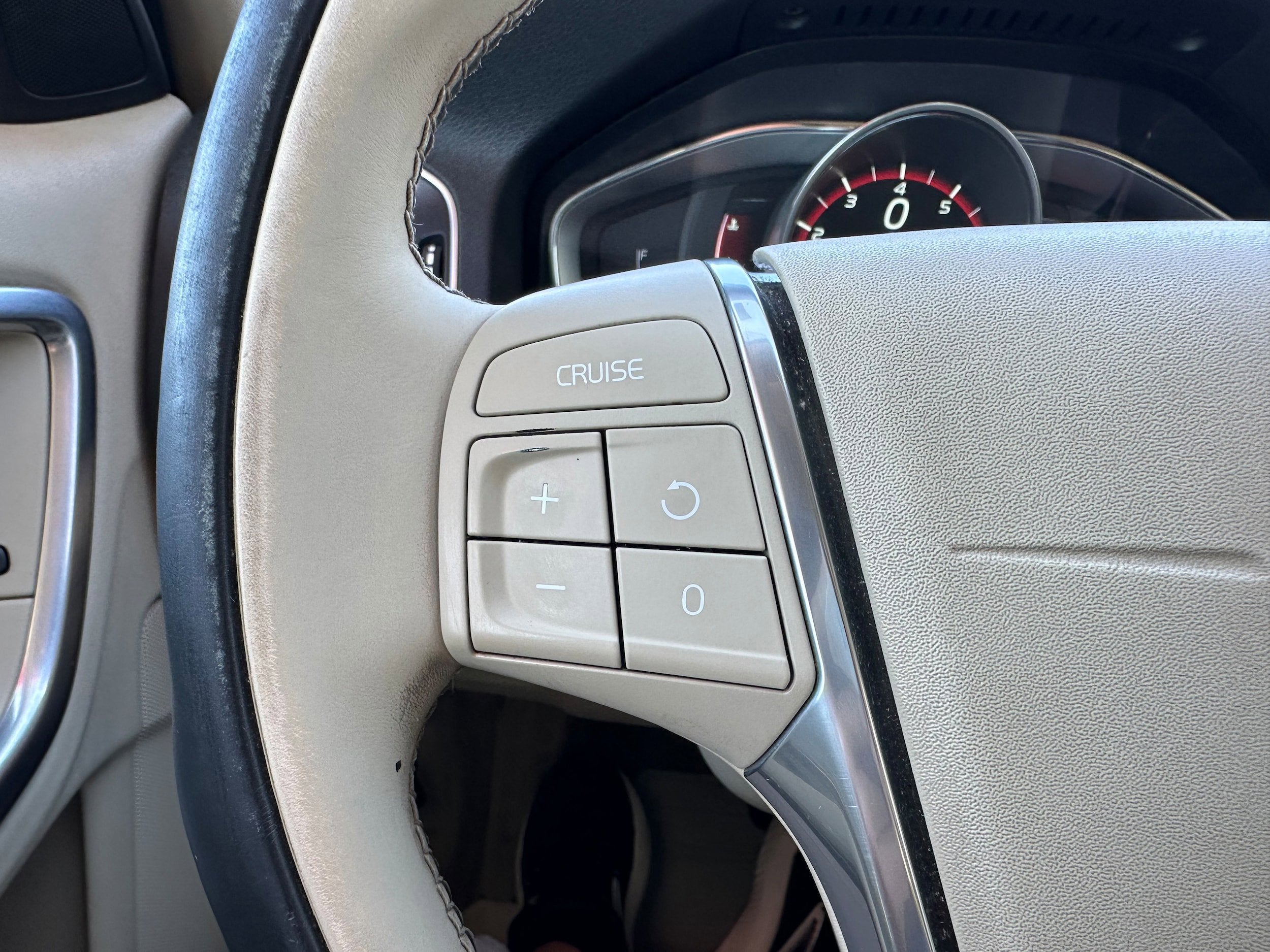 2016 Volvo S60 T5 Drive-E Premier