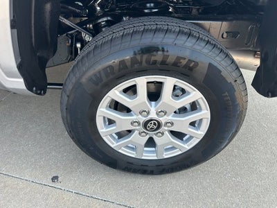 2025 Toyota Tacoma SR5