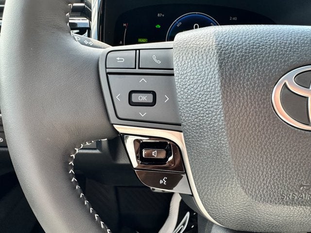 2026 Toyota Camry SE AWD