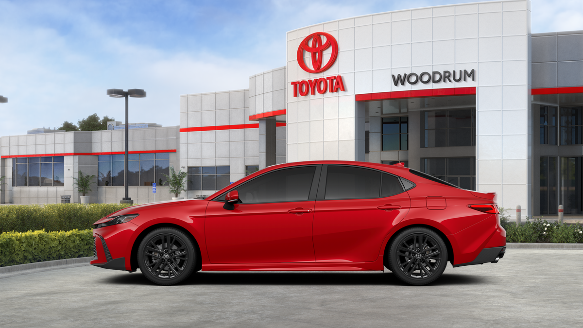 2026 Toyota Camry SE AWD