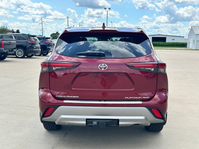 2026 Toyota Highlander Platinum