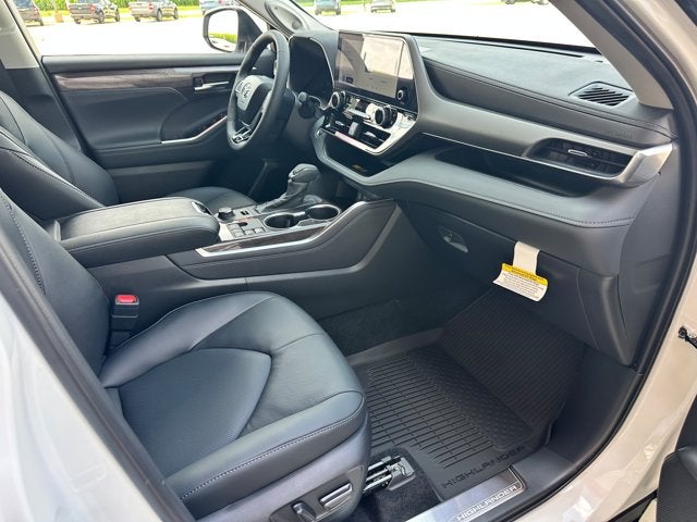 2026 Toyota Highlander Limited