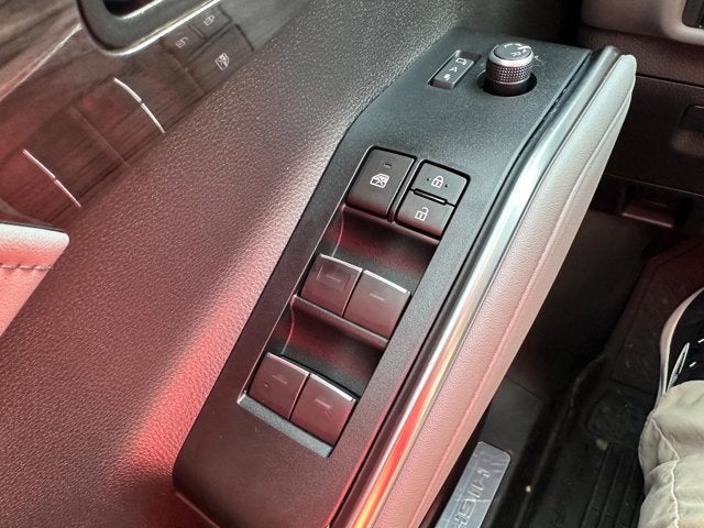 2025 Toyota Highlander Limited