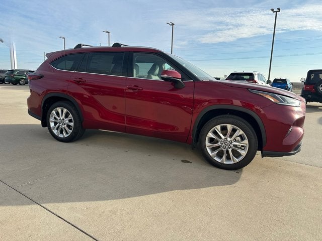 2025 Toyota Highlander Limited