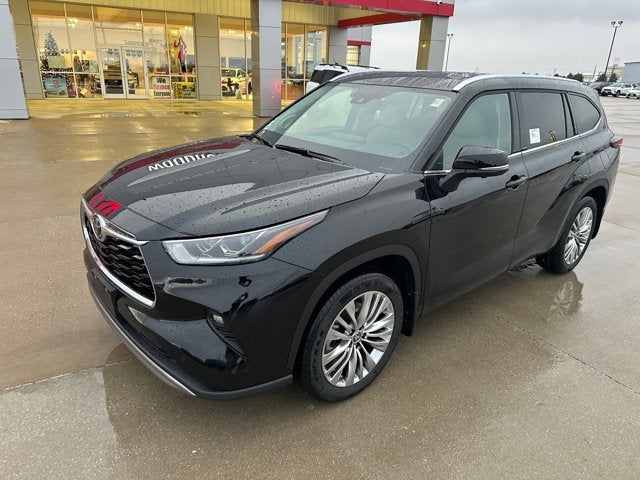 2026 Toyota Highlander Platinum