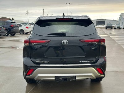 2026 Toyota Highlander Platinum