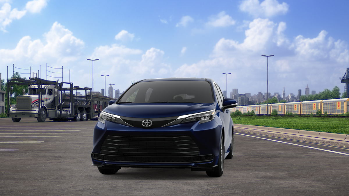 2026 Toyota Sienna LE