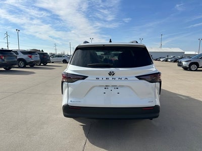 2026 Toyota Sienna XLE