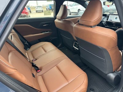 2025 Toyota Toyota Crown Signia XLE