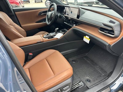 2025 Toyota Toyota Crown Signia XLE