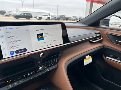 2025 Toyota Toyota Crown Signia XLE