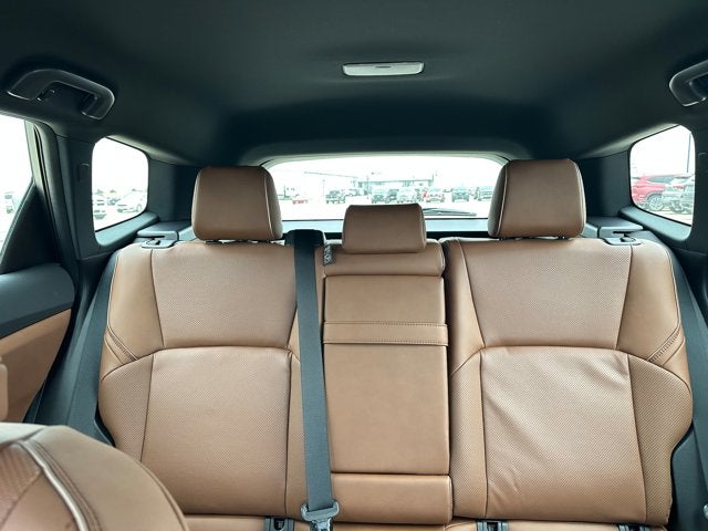 2025 Toyota Toyota Crown Signia XLE