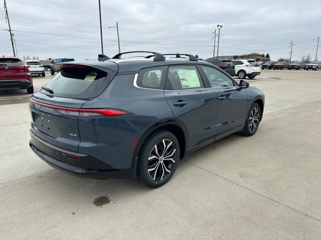 2025 Toyota Toyota Crown Signia XLE