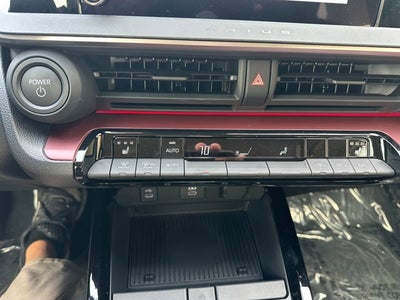 2025 Toyota Prius Plug-in Hybrid XSE