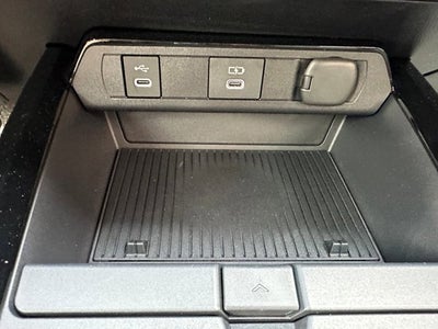 2025 Toyota Prius Plug-in Hybrid XSE