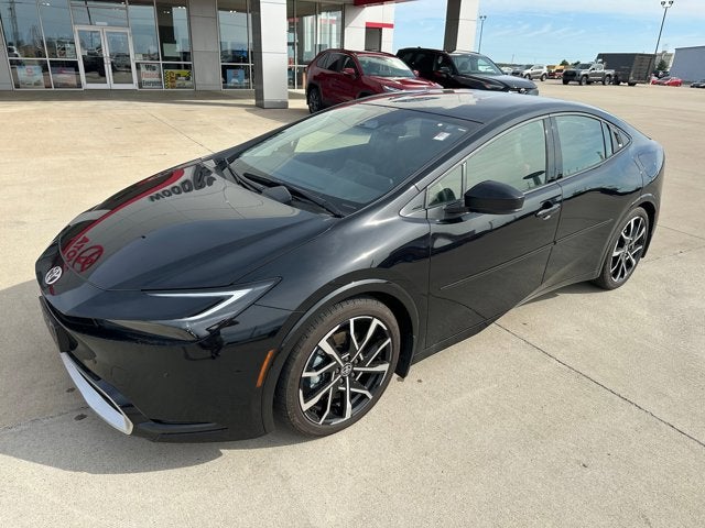 2025 Toyota Prius Plug-in Hybrid XSE