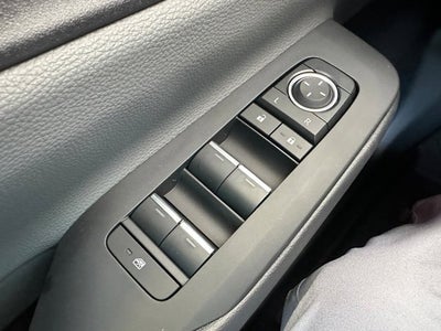 2025 Toyota Prius XLE AWD