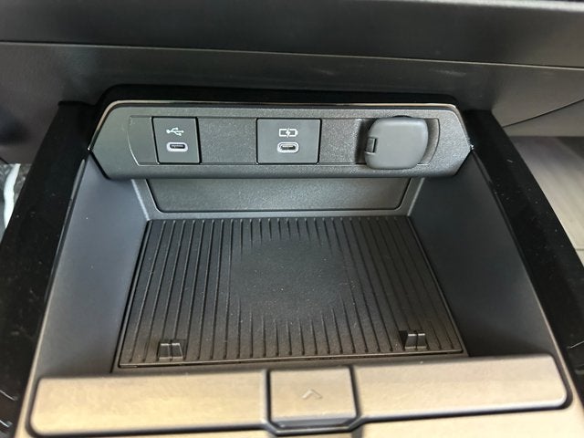 2025 Toyota Prius XLE AWD