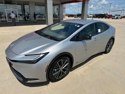 2025 Toyota Prius XLE AWD