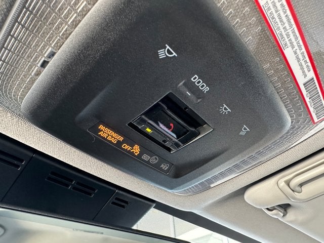 2025 Toyota Prius XLE AWD