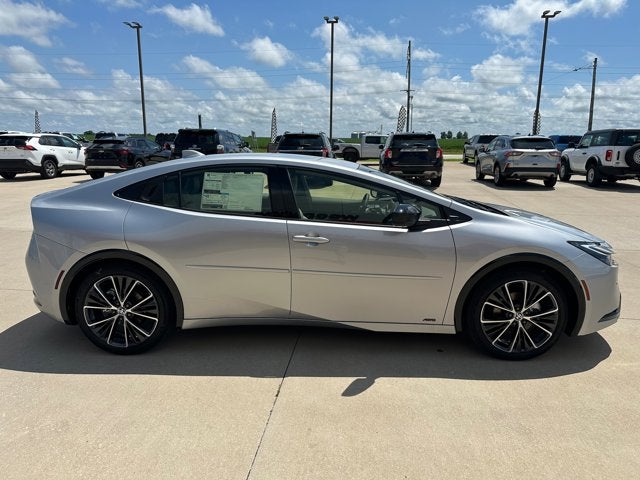 2025 Toyota Prius XLE AWD