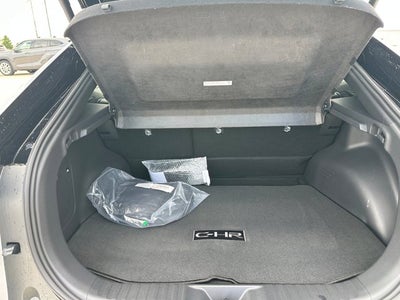 2026 Toyota C-HR XSE