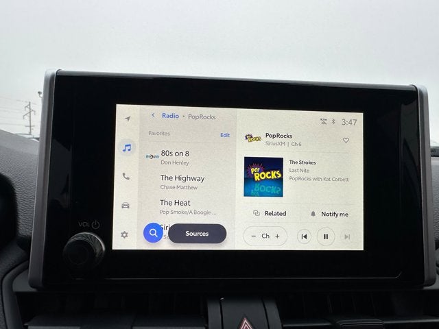 2025 Toyota RAV4 Plug-in Hybrid SE