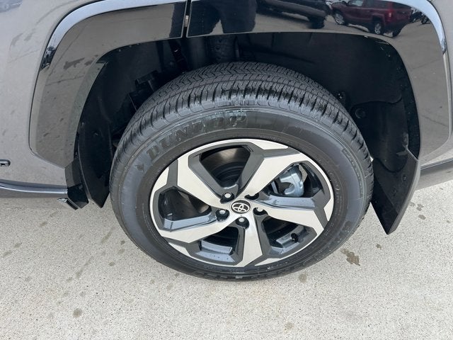 2025 Toyota RAV4 Plug-in Hybrid SE