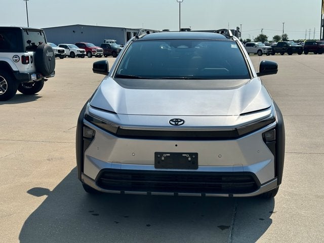 2026 Toyota bZ Woodland Base