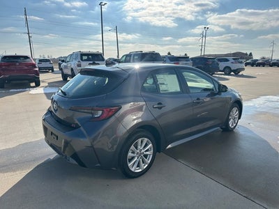 2026 Toyota Corolla Hatchback SE